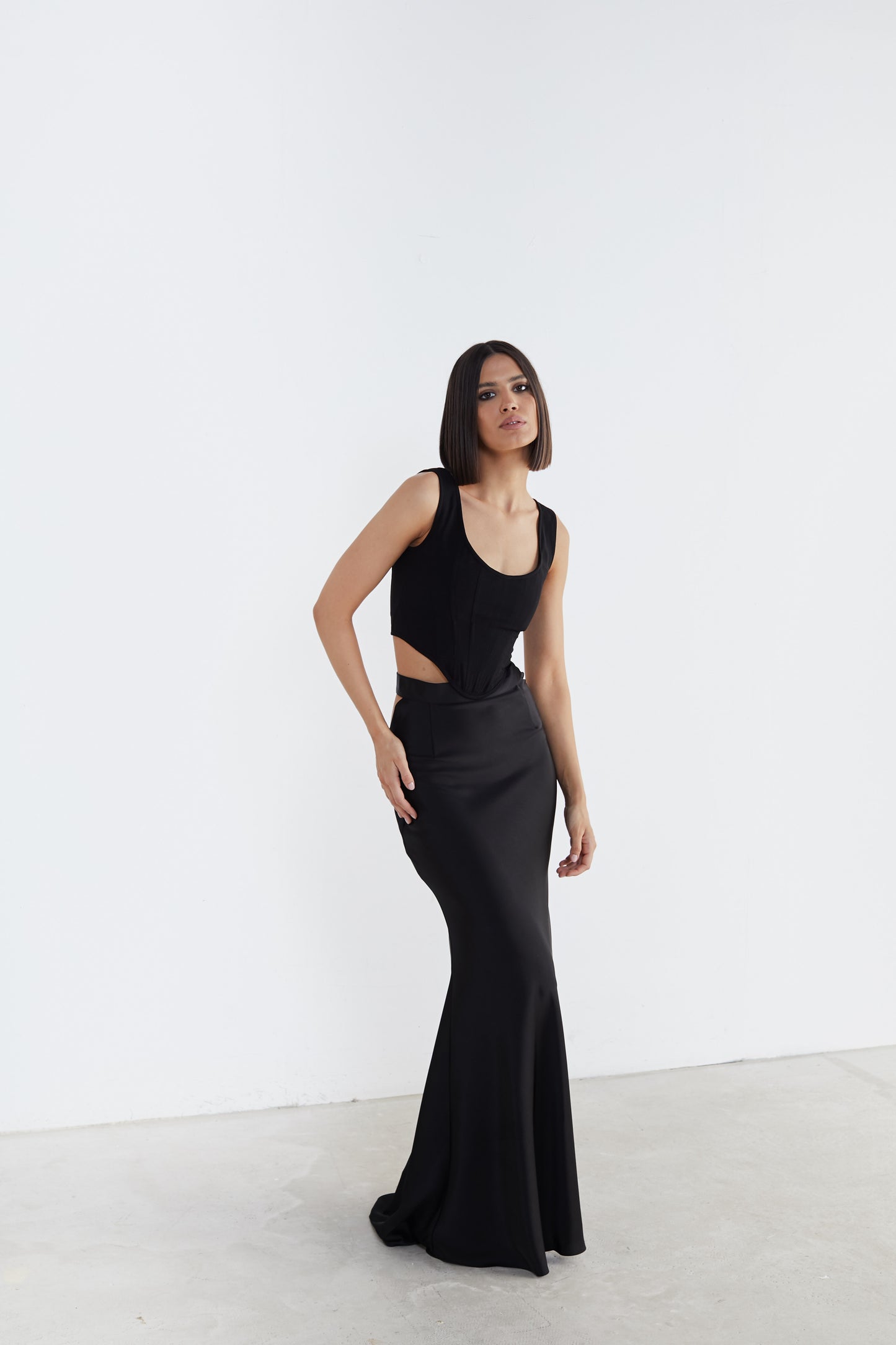 Seductive Noir: Sleeveless Corset Top
