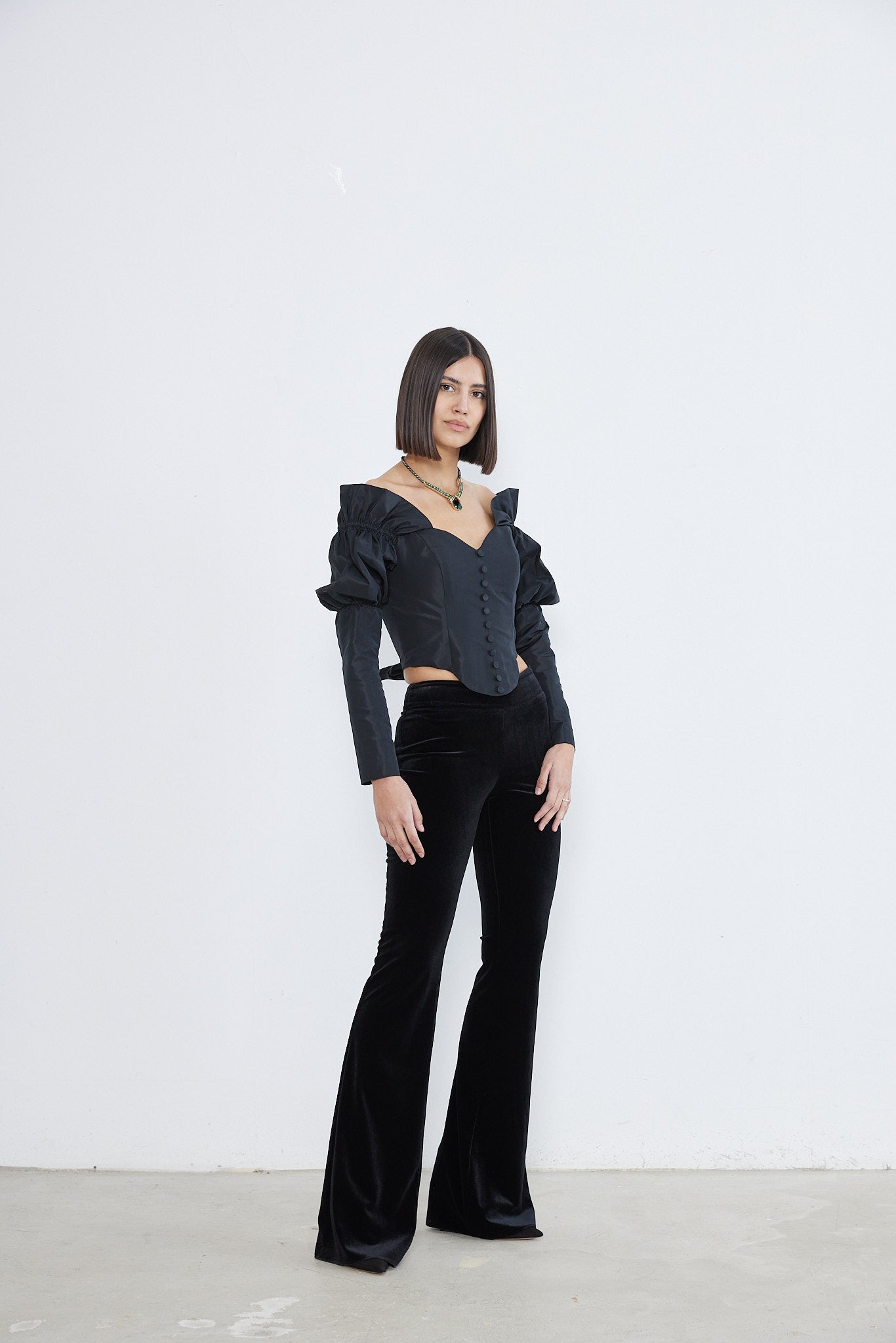 Antoinette - Timeless Allure Black Corset