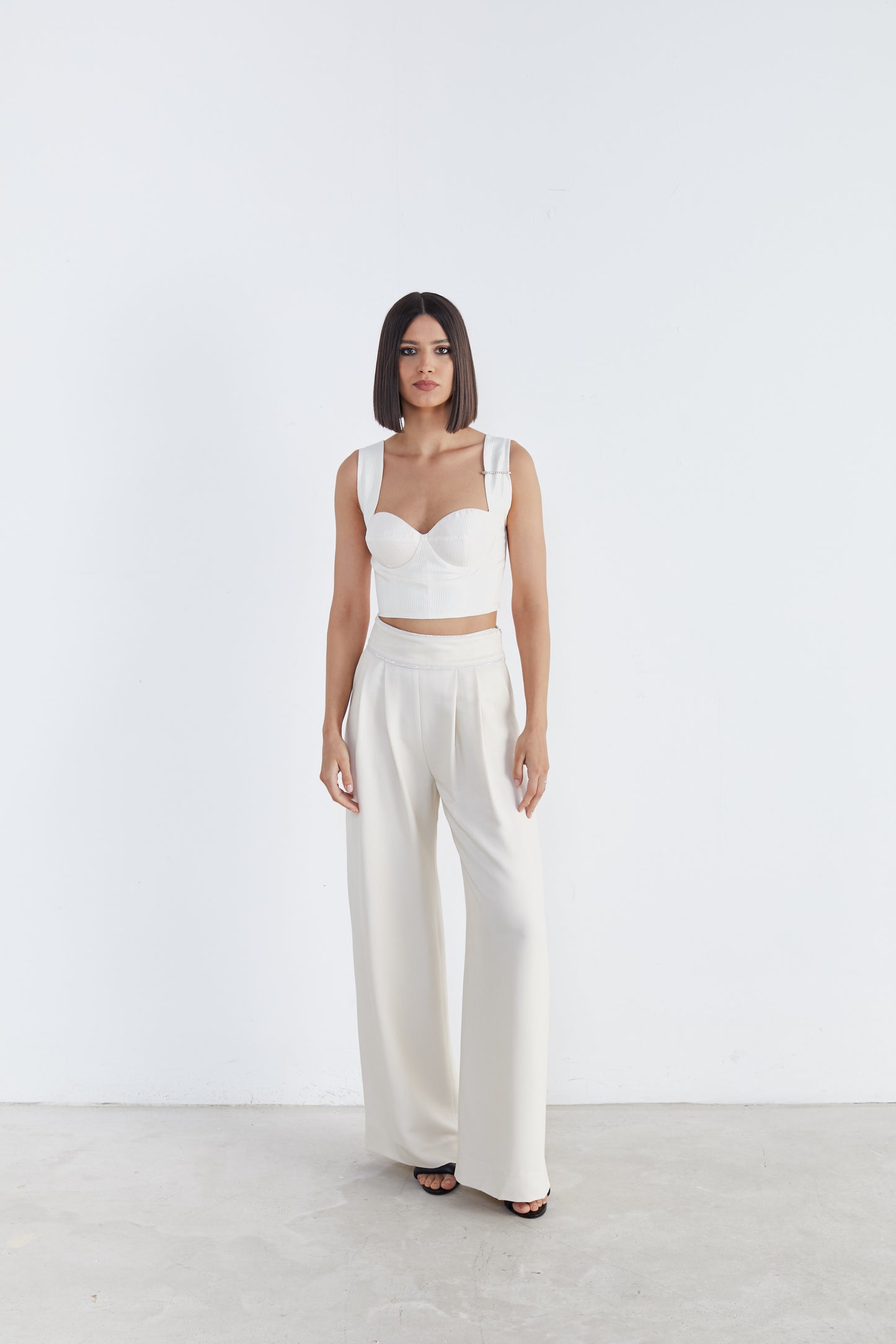 Top Alb Decupat, Cropped